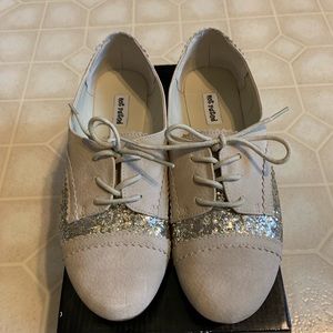 Cream/Glitter Oxfords
